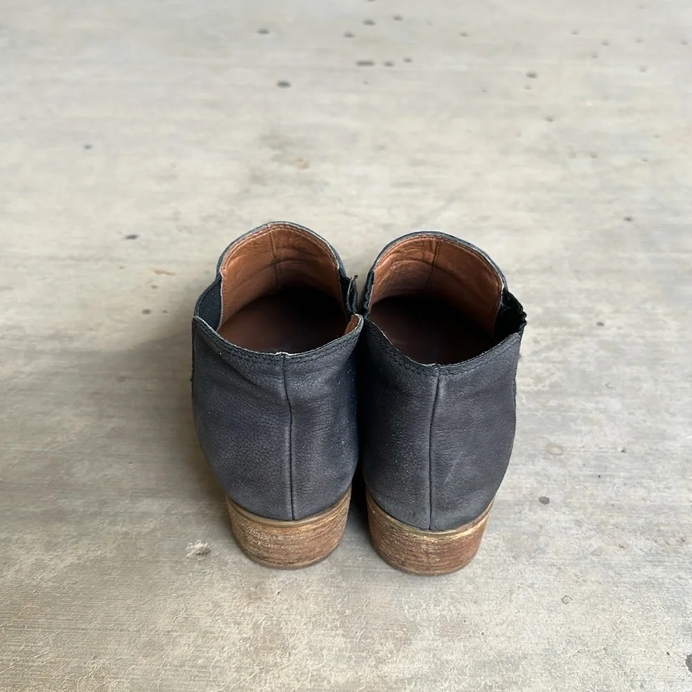 Booties - Picture 3 of 6